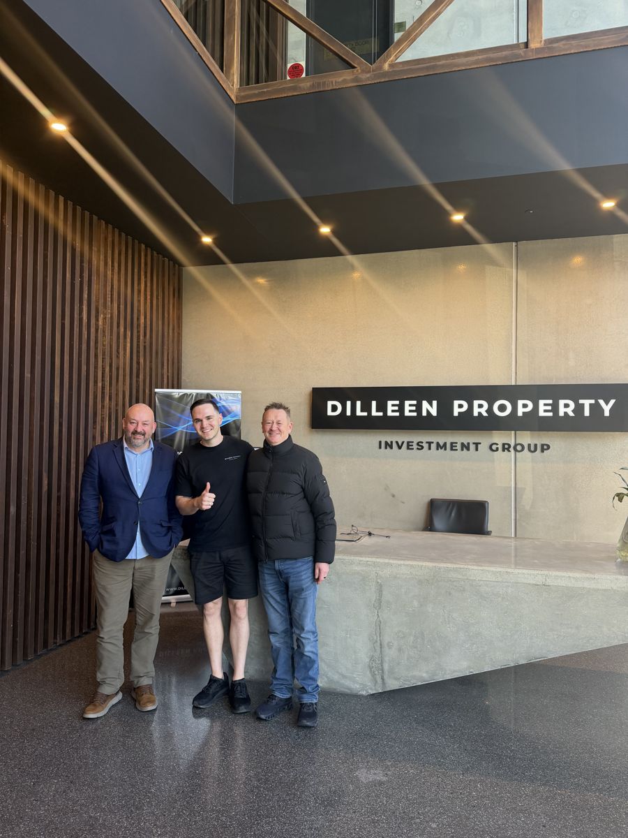 Eddie Dilleen with a client